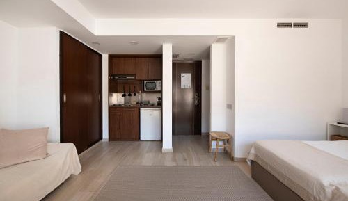 Studio with Balcony
