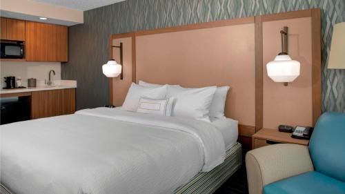 Guest room, 1 King, Oceanfront, Balcony