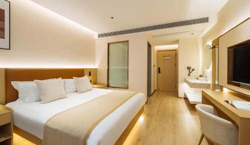 Queen Room