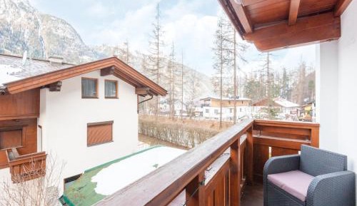 Three-Bedroom Apartment with Balcony