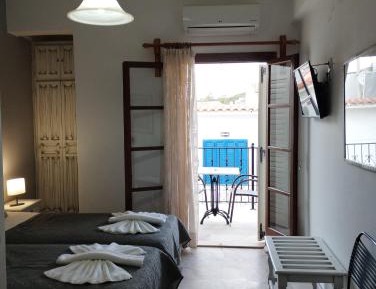 Economy Twin Room
