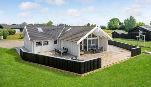 Four-Bedroom Holiday Home