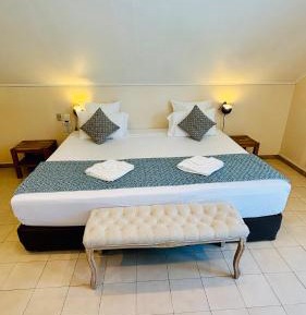 Superior King Room