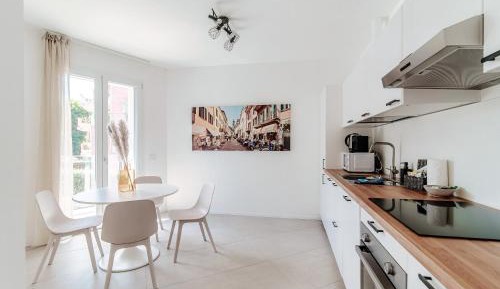 Two-Bedroom Deluxe Apartment
