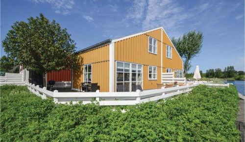 Two-Bedroom Holiday Home