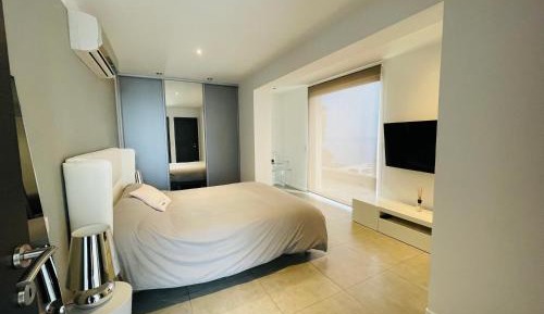 Queen Room with Sea View