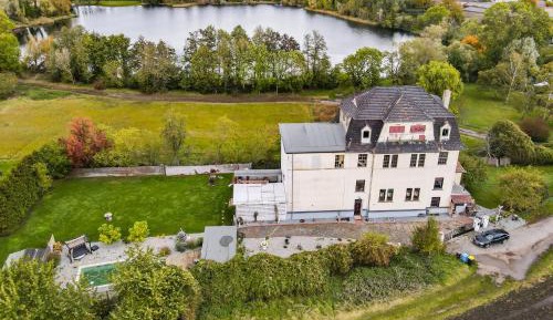Three-Bedroom Apartment with View