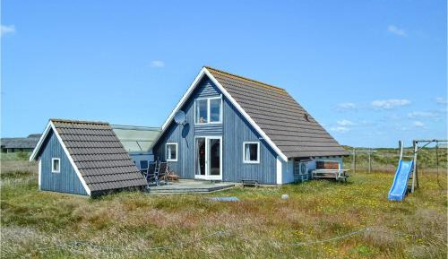 Four-Bedroom Holiday Home