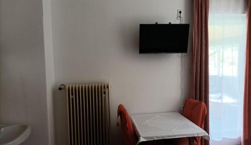Double Room with Shared Toilet