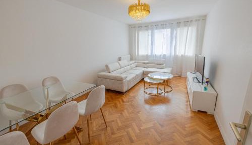 One-Bedroom Superior Apartment