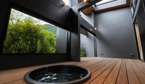 Modern Twin Room