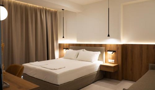 Suite with Mountain View