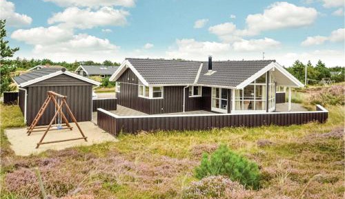 Four-Bedroom Holiday Home