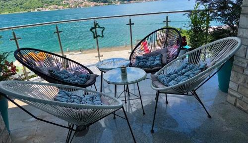 Three-Bedroom Premium Apartment with Balcony