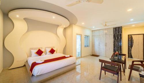 Studio with Spa Bath