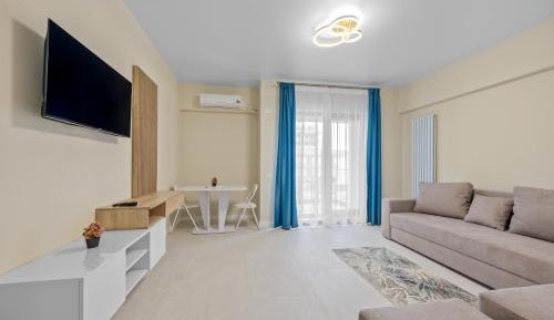 One-Bedroom Apartment with Balcony