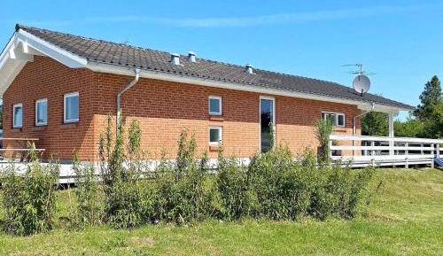Five-Bedroom Holiday Home