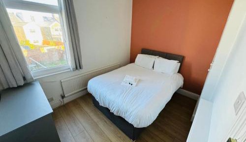 Double Room with Shared Bathroom