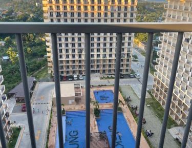 Studio with Balcony