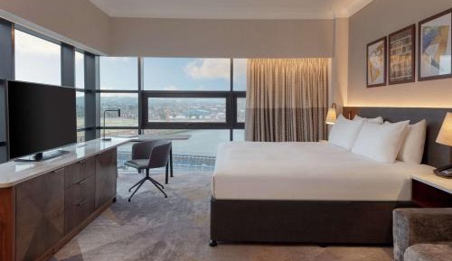 Junior King Suite with Executive Lounge and View
