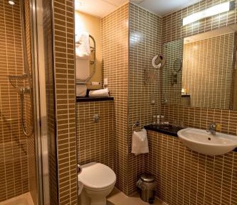 Standard King Room