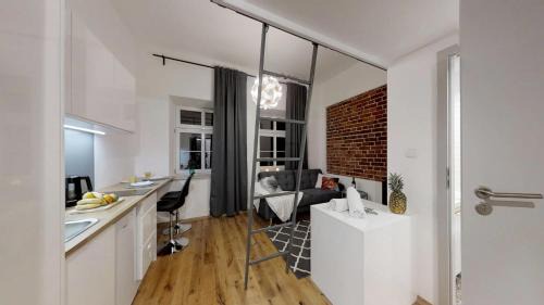 Standard Studio