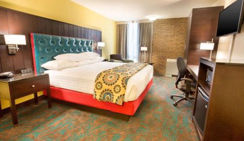 Deluxe Room with King Bed