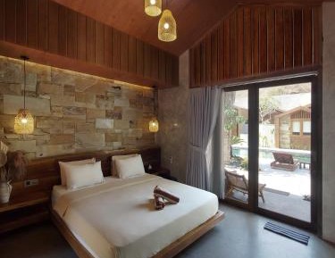 One-Bedroom Bungalow