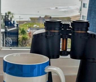 Deluxe Double Room with Side Sea View