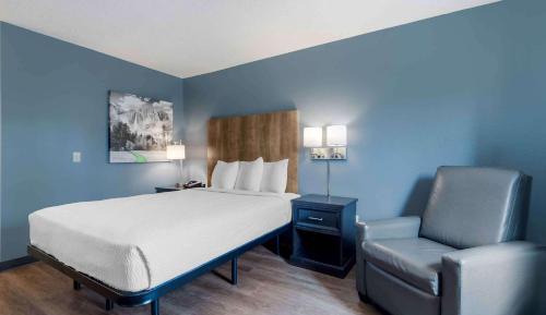 Queen studio with 1 Queen Bed - Disability Access/Non-Smoking