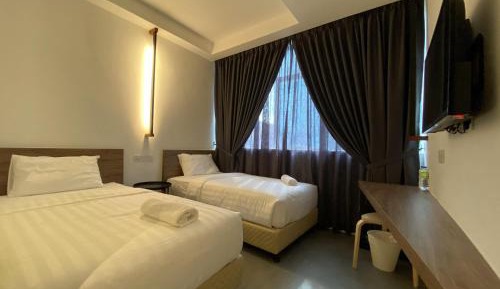 Standard Twin Room