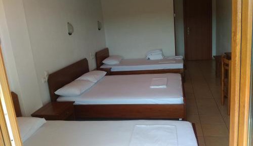 Economy Quadruple Room