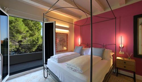 Deluxe Triple Room with Sea View