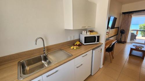Deluxe Double Room with Balcony and Sea View