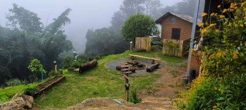 Queen Room with Garden View
