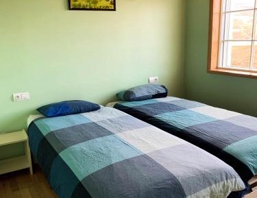 Deluxe Room (2 Adults + 1 Child)