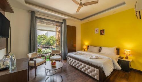 King Room with Balcony