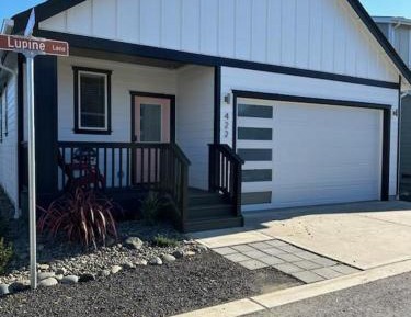 Two-Bedroom Holiday Home