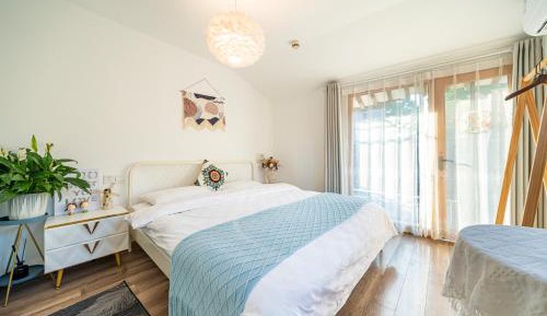 Double Room with Private External Bathroom