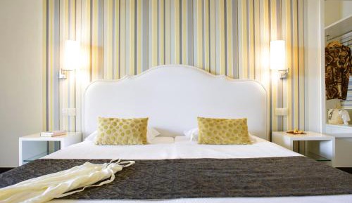 Superior Double or Twin Room with City View