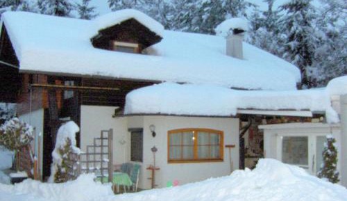 Three-Bedroom Holiday Home 