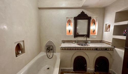 Triple Room with Bath