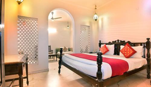 Deluxe Heritage Room