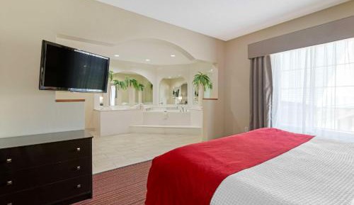 King Suite with Spa Bath