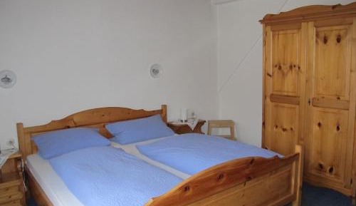 Double Room with Shared Bathroom