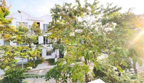 Four-Bedroom Apartment