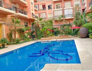 One-Bedroom Apartment with Balcony