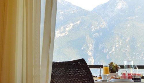 Superior Double Room with Mountain View