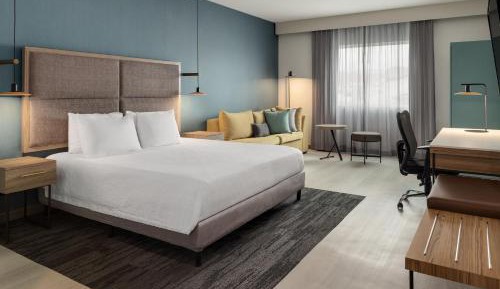 King Room with Sofa Bed