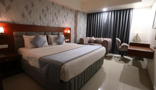 Superior King Room